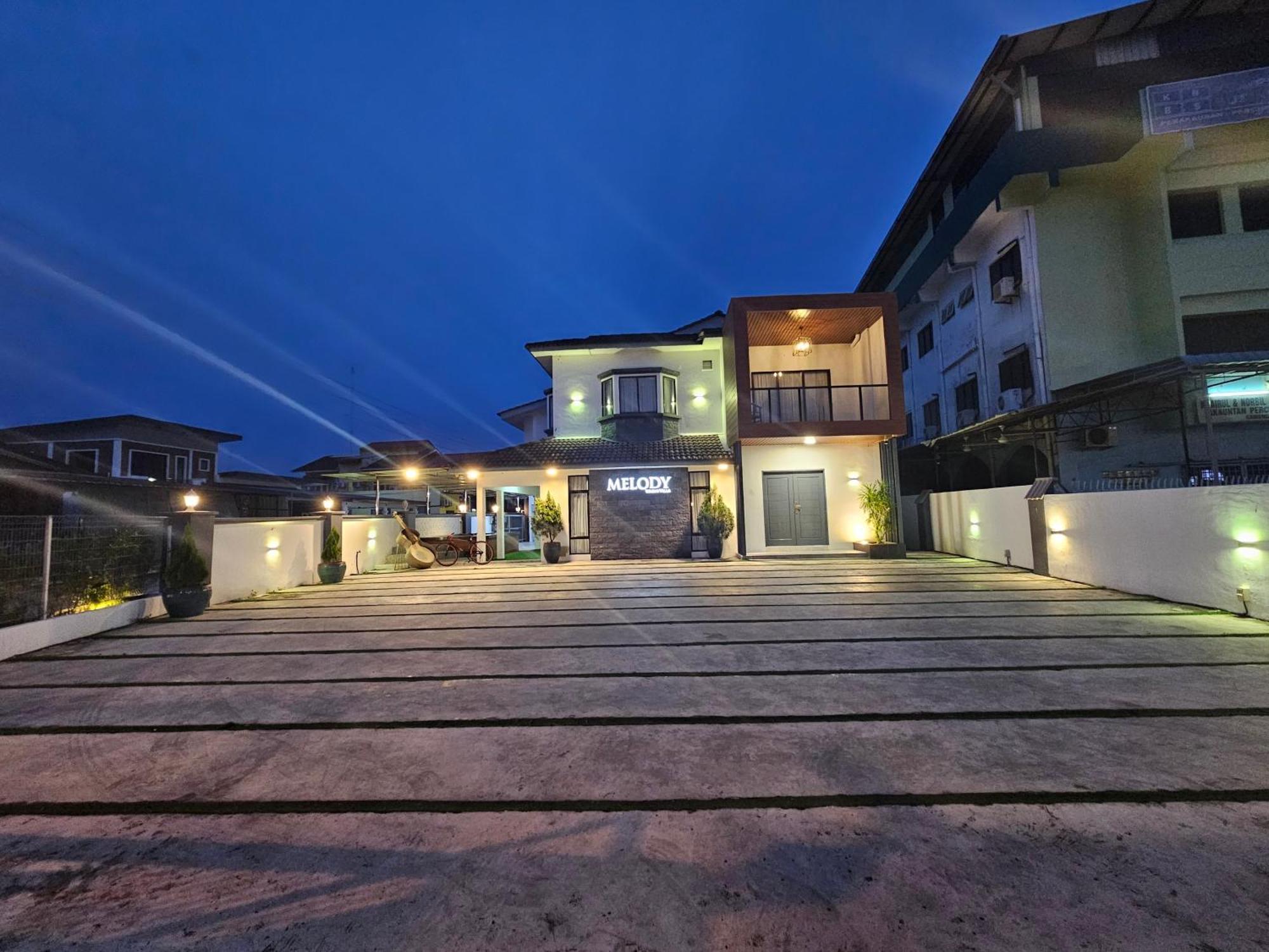 Melody Whole Or Suite Room Muar Exterior foto